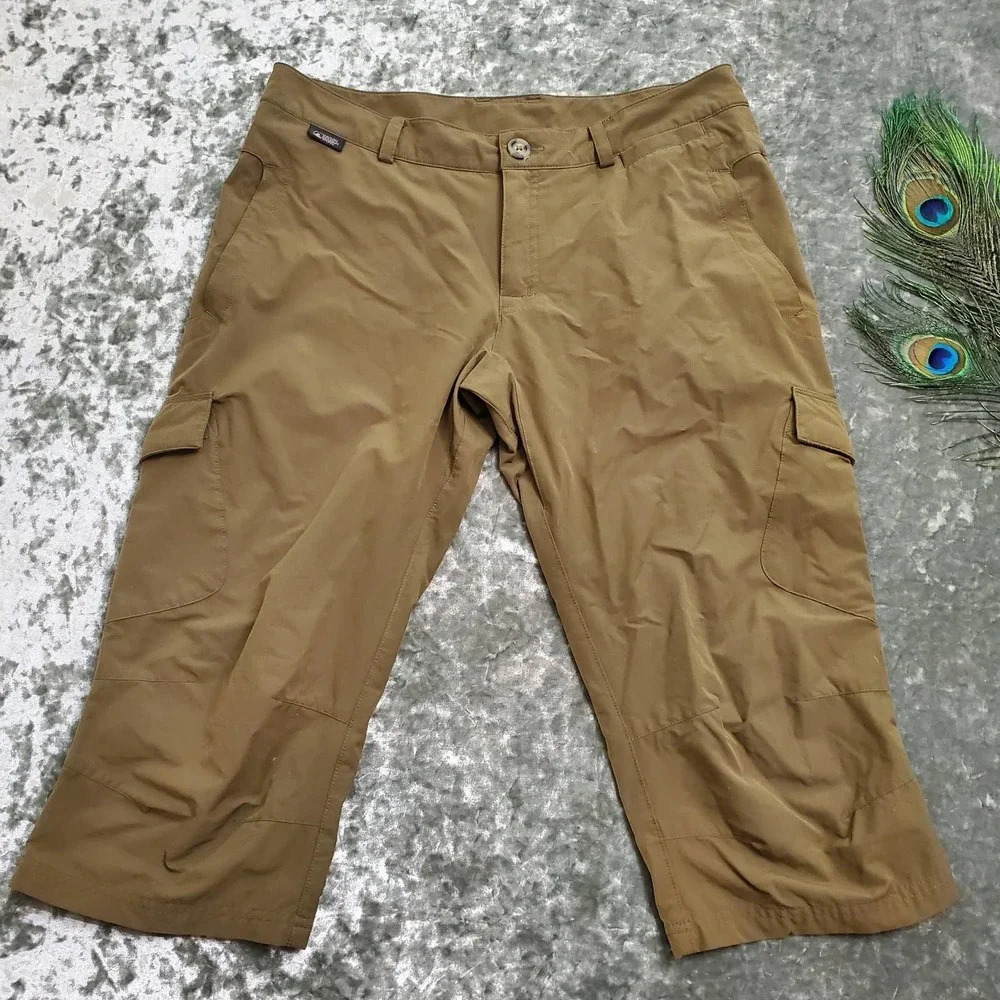 Eastern Mountain Sports Capri Pants